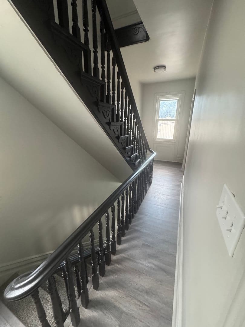 Pittsburgh House: 1302 Basin Street