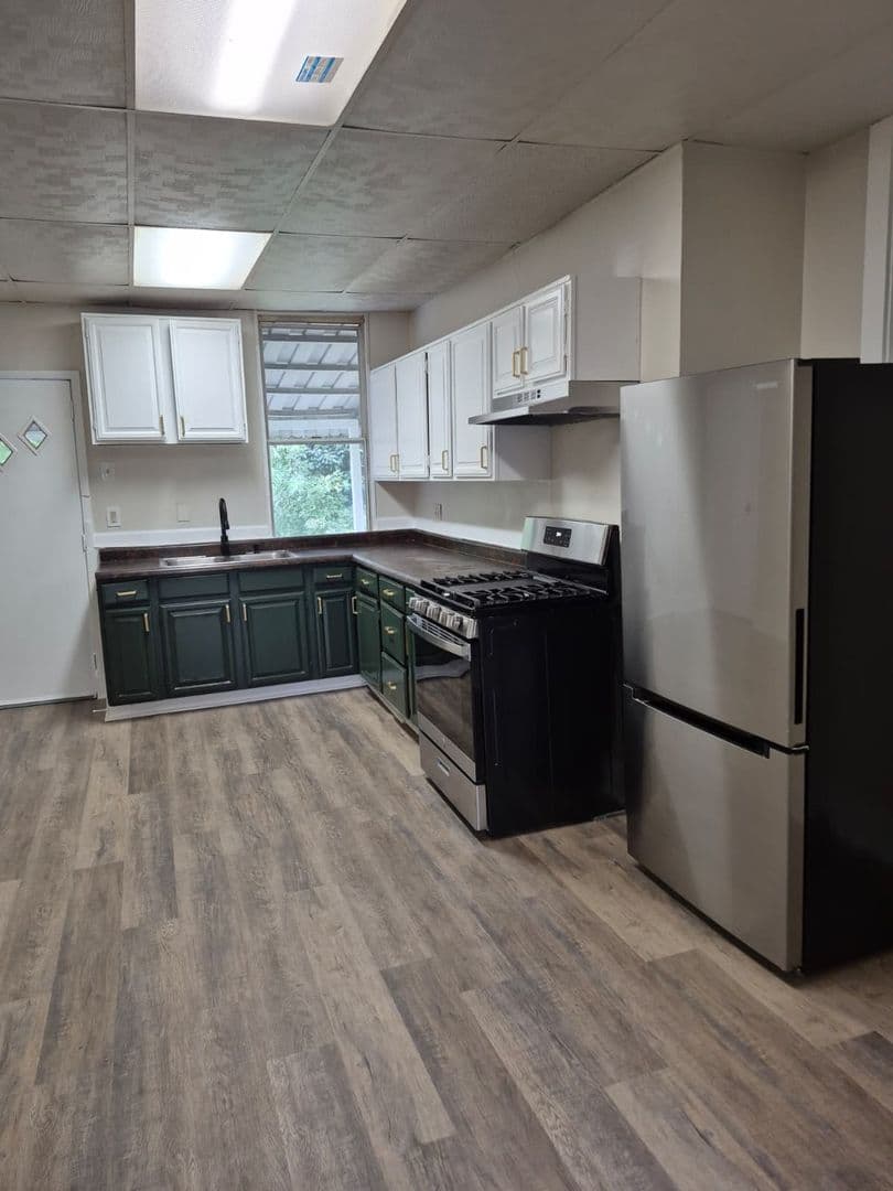 Pittsburgh House: 1701 Leolyn St