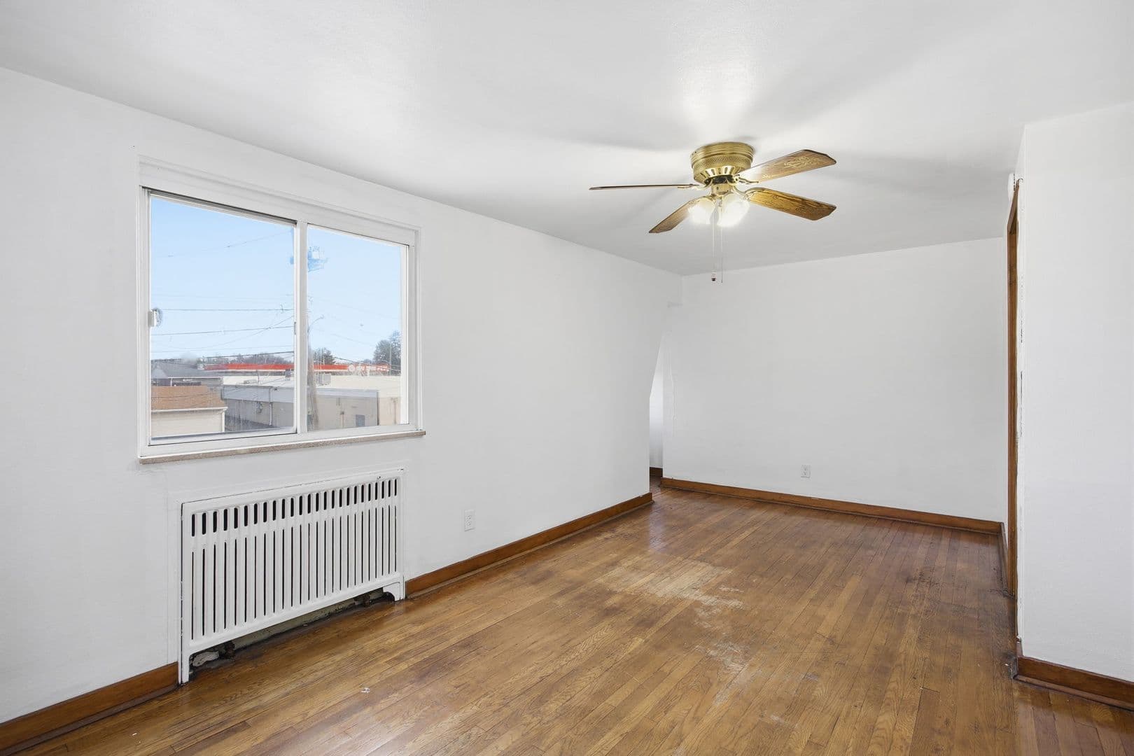 Munhall Apartment: 2106 West Street