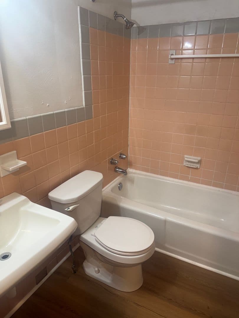Pittsburgh Apartment: 225 South Saint Clair St.