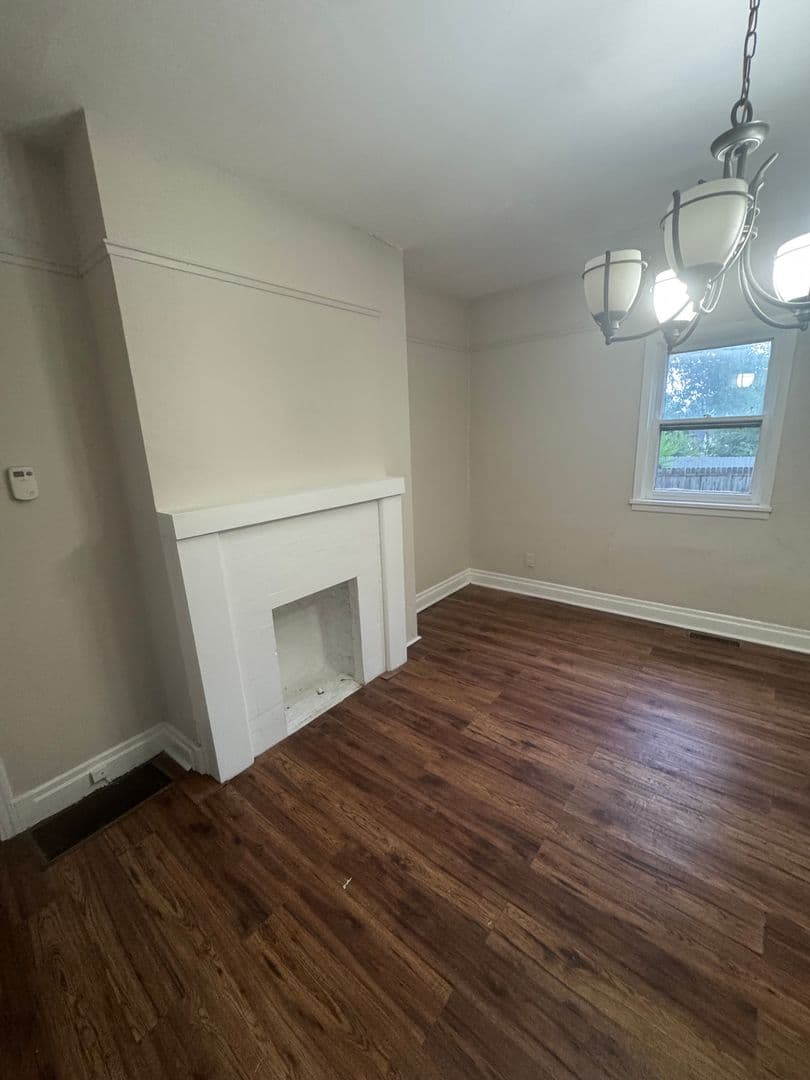 Pittsburgh House: 1901 Milligan Ave