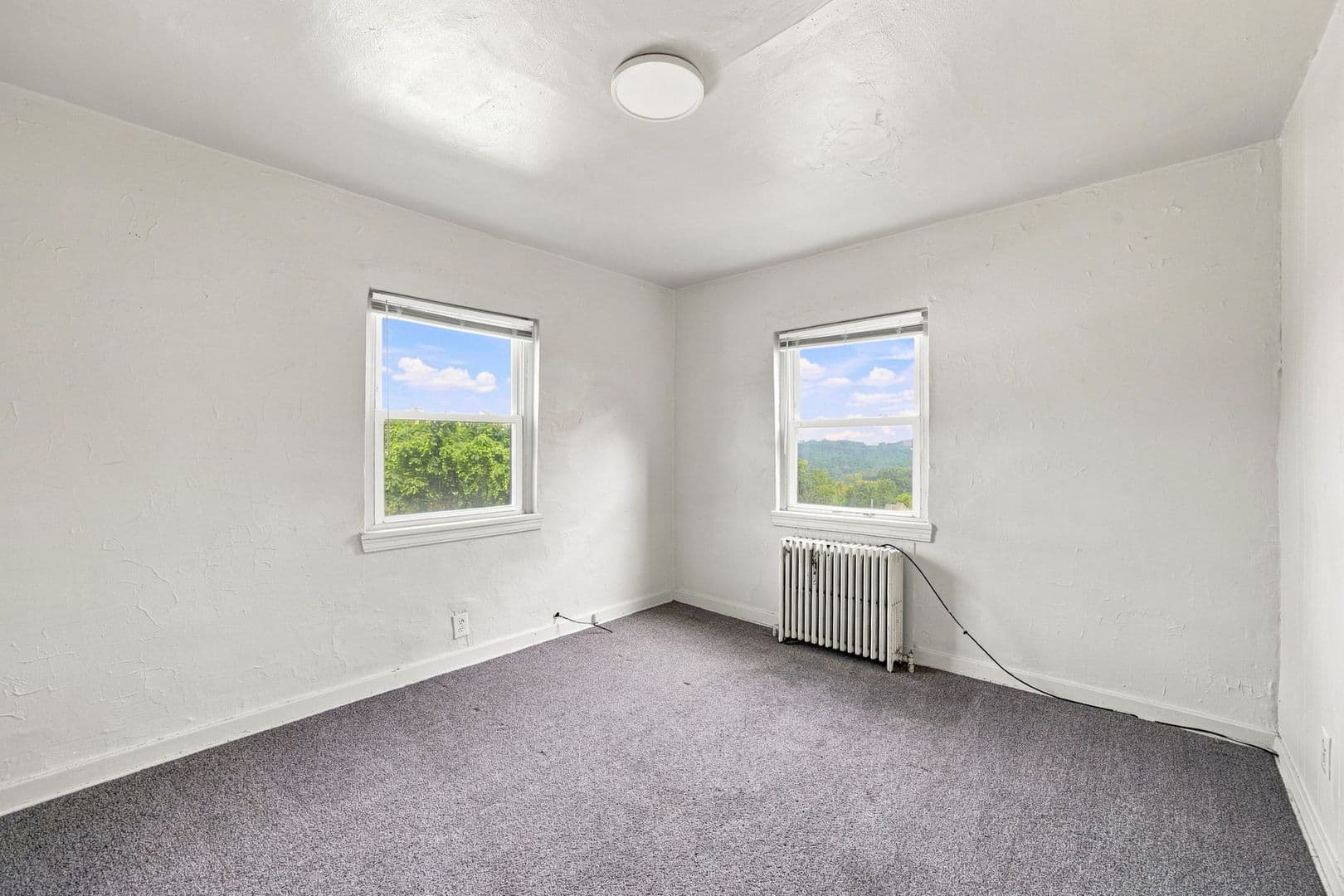 Mckeesport Apartment: 2937-2939 Freeland St