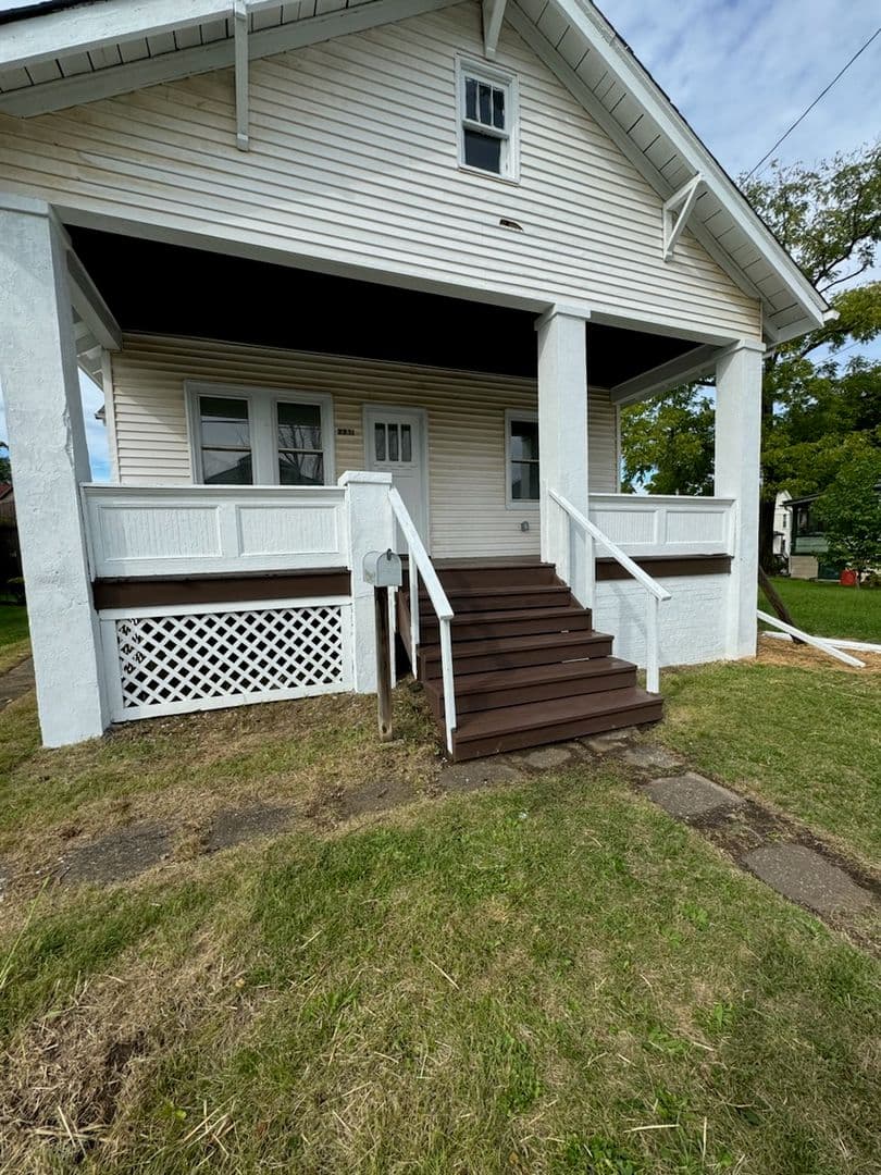 Pittsburgh House: 2231 May St