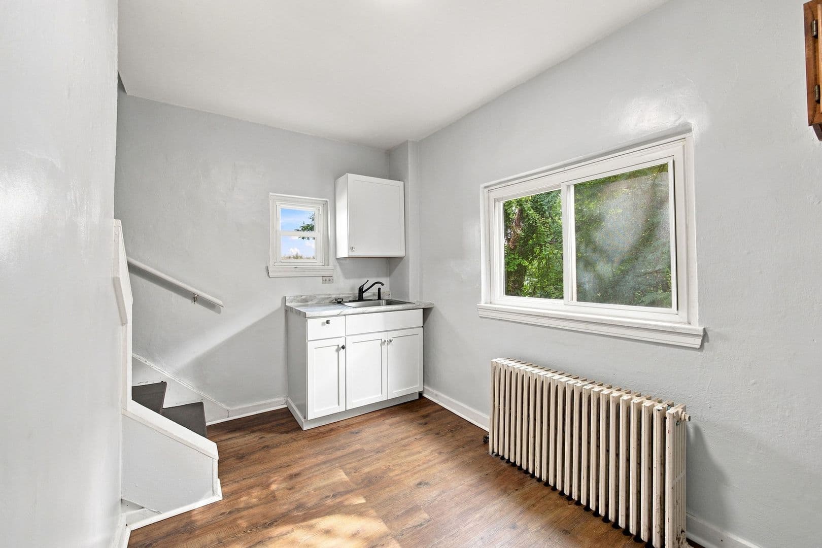 Mckeesport Apartment: 2937-2939 Freeland St