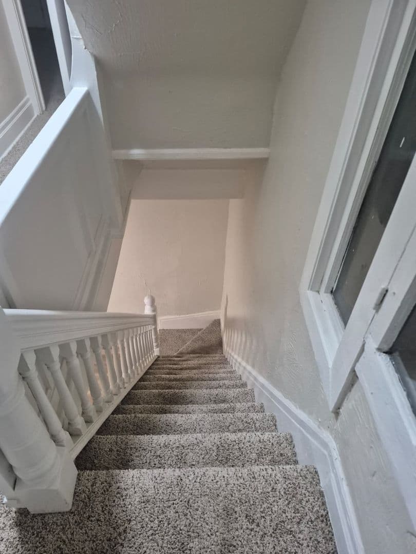 Pittsburgh House: 519 Kilbourne St