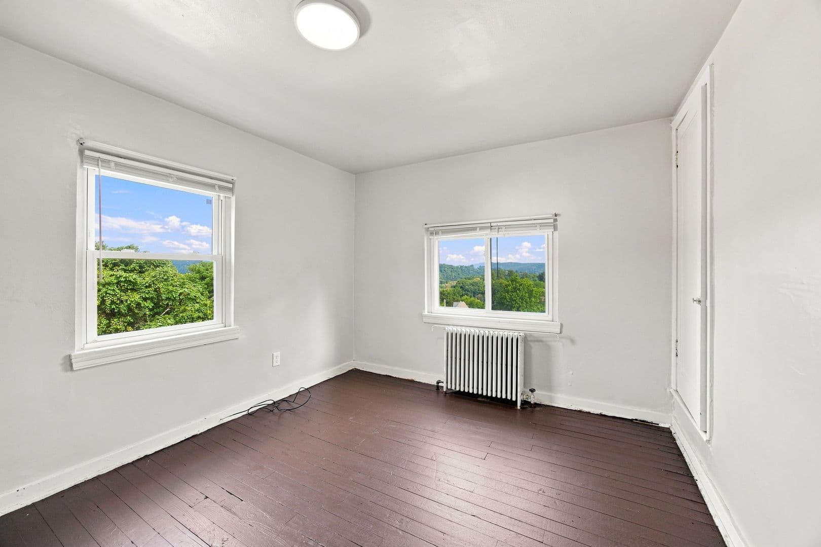 Mckeesport Apartment: 2937-2939 Freeland St