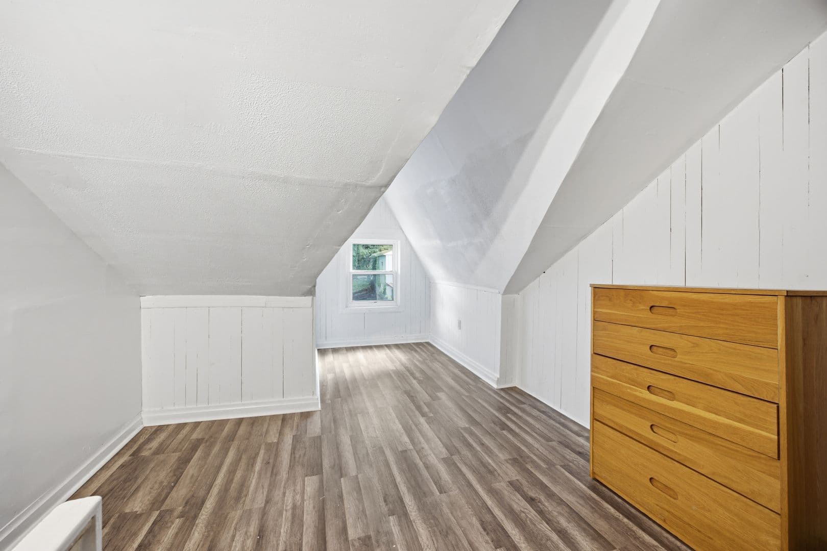 Pittsburgh Apartment: 2822 Salisbury Street