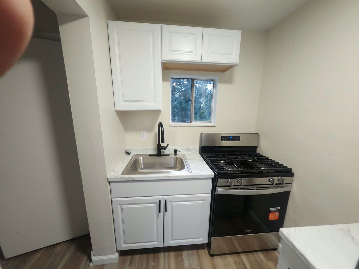 Pittsburgh House: 1407 Superior St