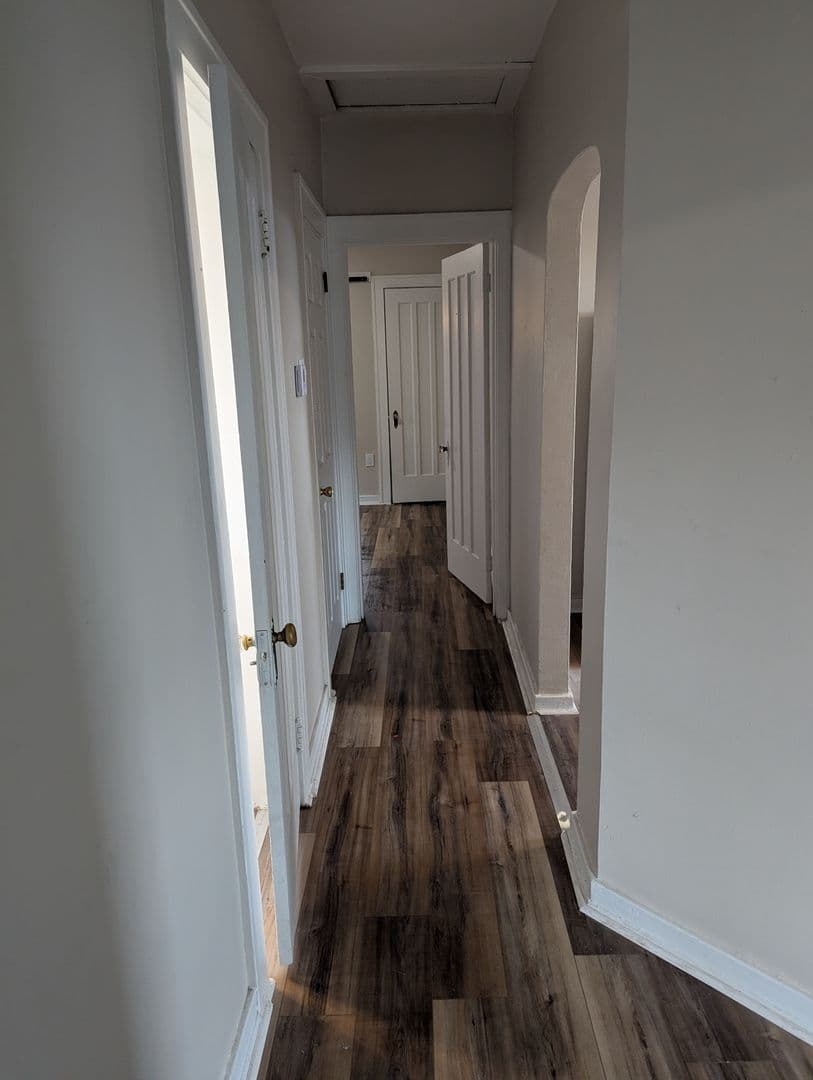 Pittsburgh Apartment: 531 Halsey Ave.