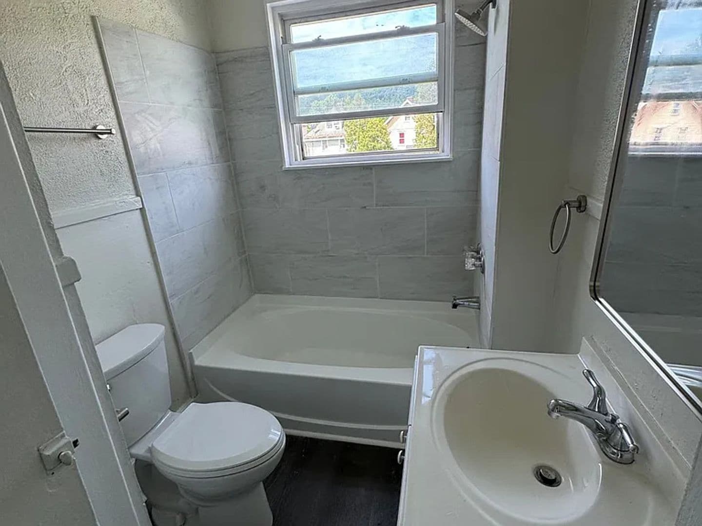 New Kensington Apartment: 331-337 4th Ave