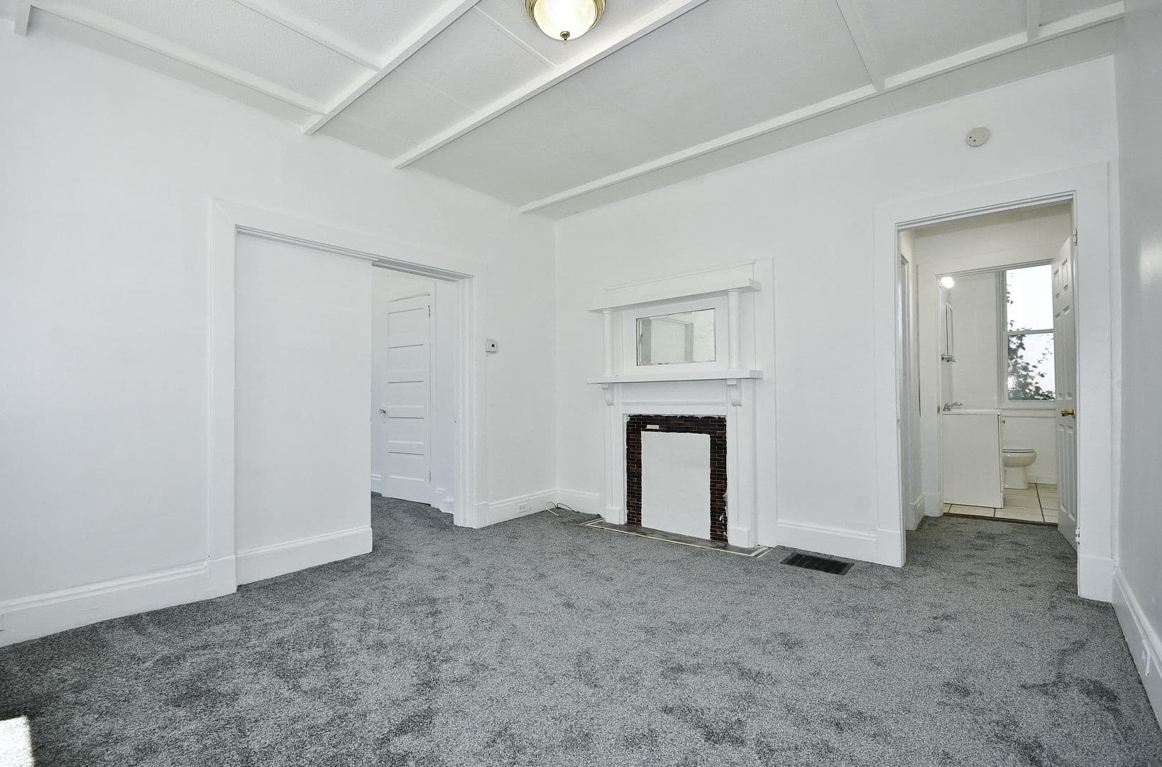 Pittsburgh Apartment: 805-807 Bayonne Ave