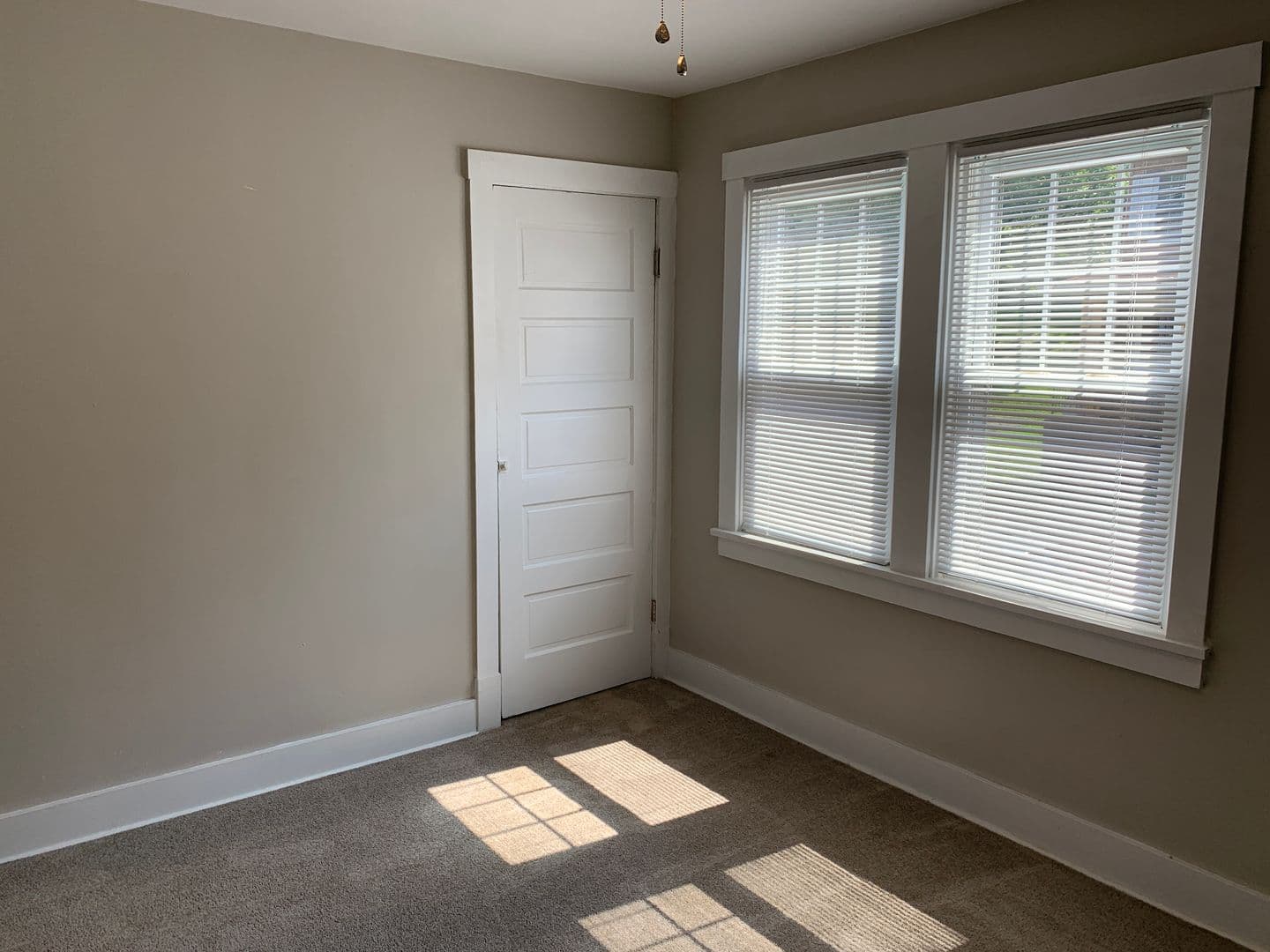 Pittsburgh House: 344 Clarence Street