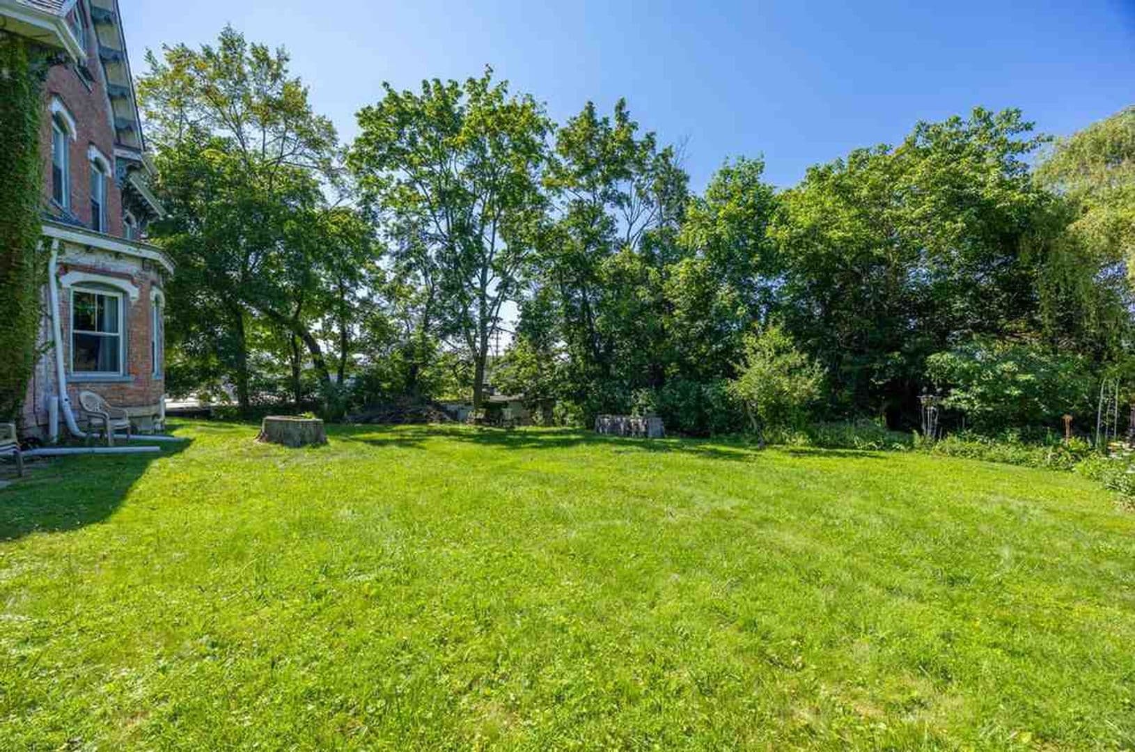Pittsburgh Apartment: 991 Leon Road