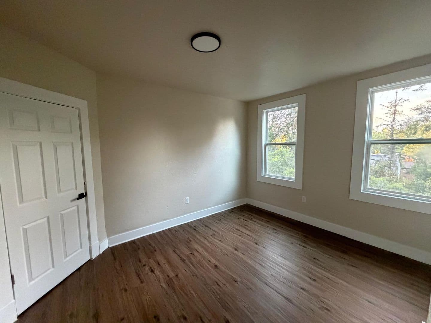 Pittsburgh House: 56 Woessner Ave