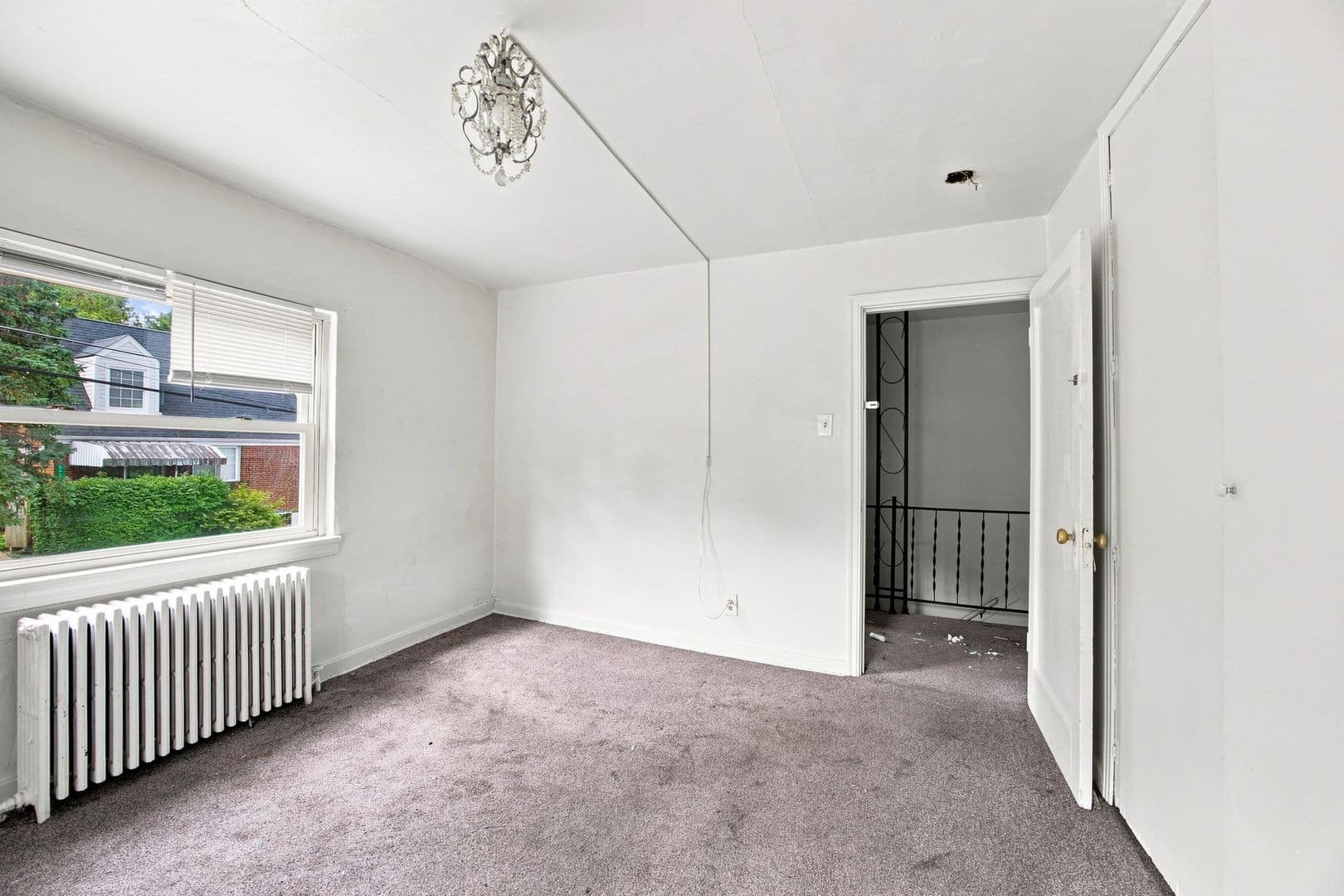 Mckeesport Apartment: 2937-2939 Freeland St