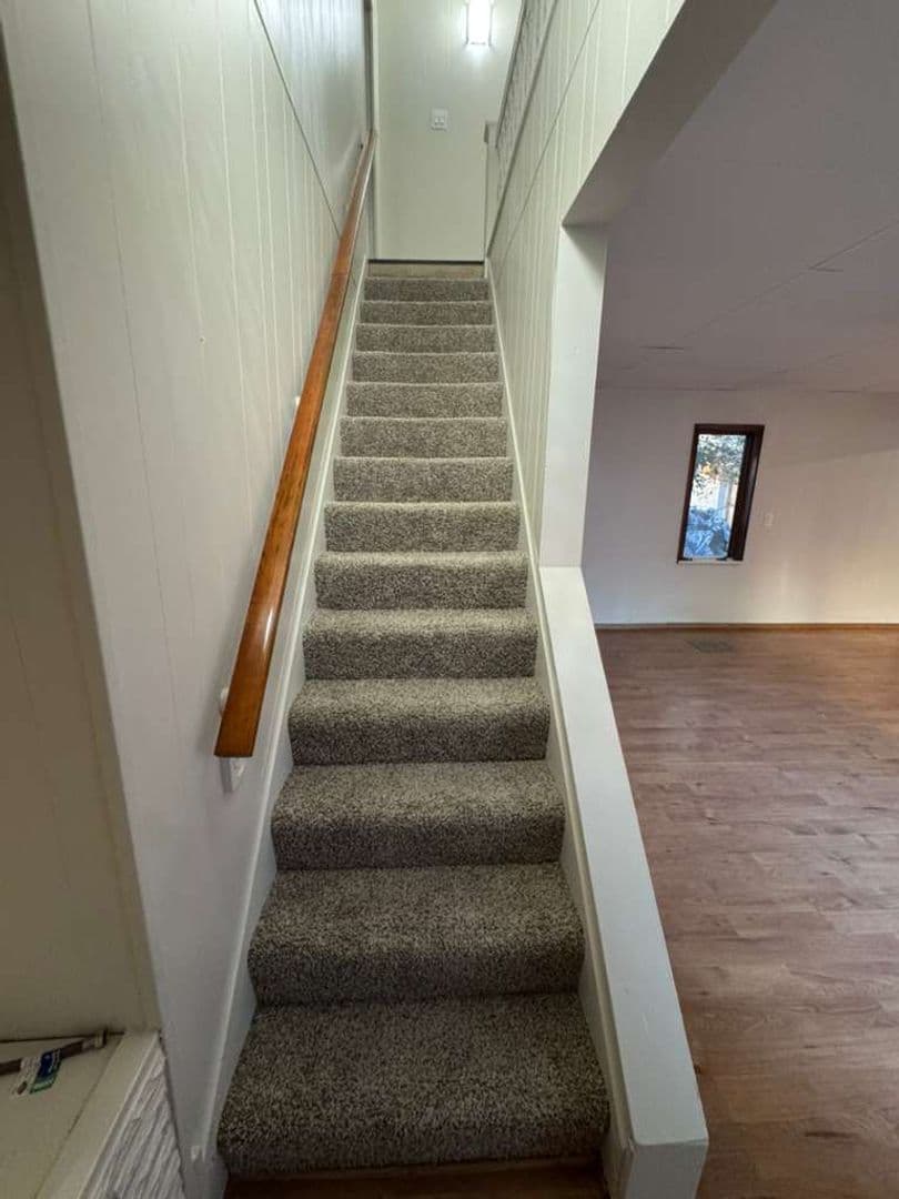 Braddock House: 122 N Holland Ave