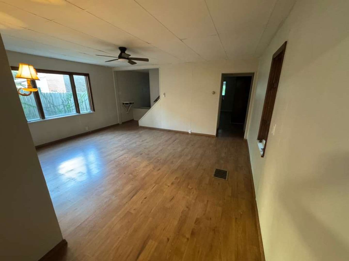 Braddock House: 122 N Holland Ave