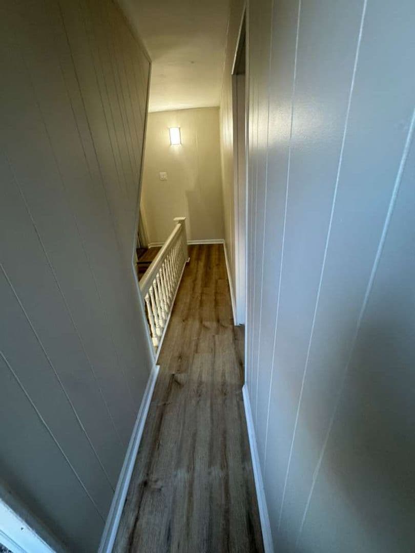 Braddock House: 122 N Holland Ave