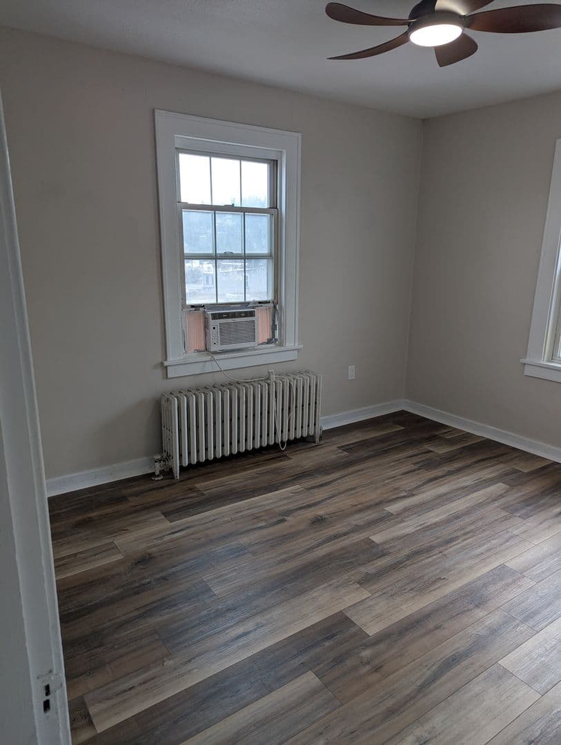 Pittsburgh Apartment: 531 Halsey Ave.
