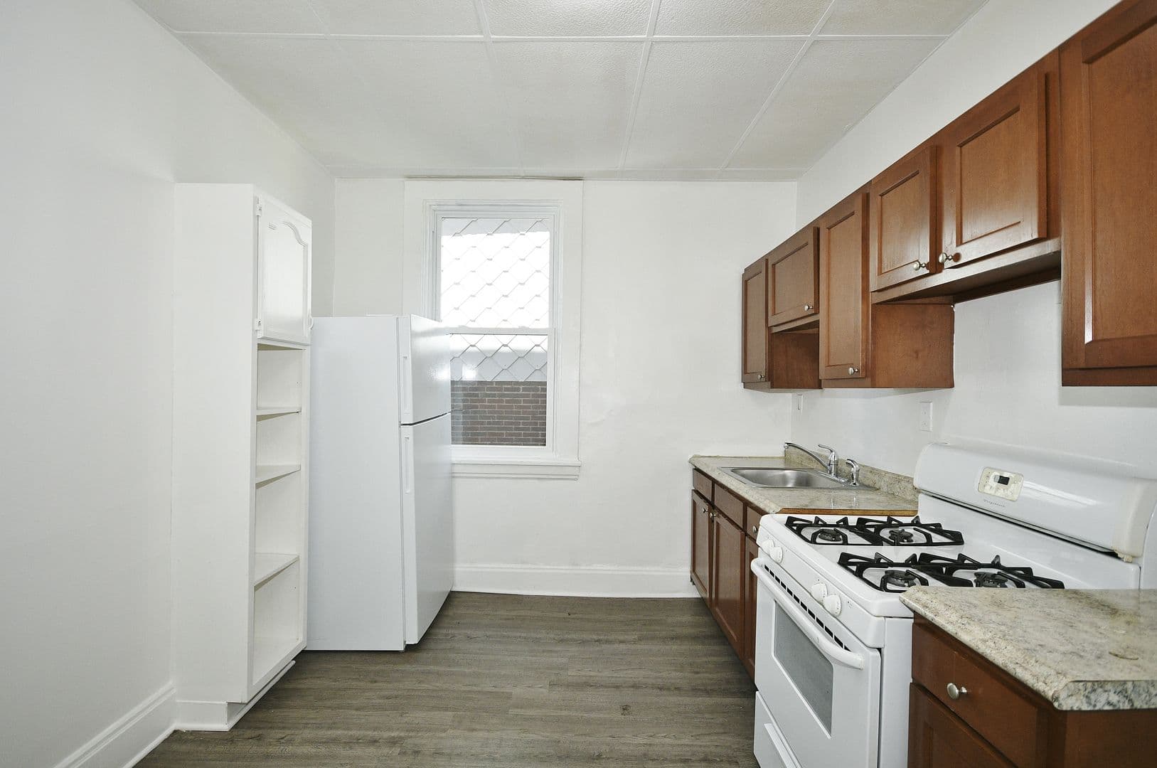 Pittsburgh Apartment: 805-807 Bayonne Ave