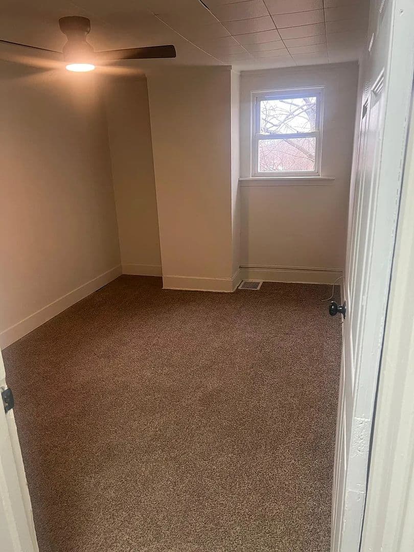 Pittsburgh House: 2917 Shadeland Ave