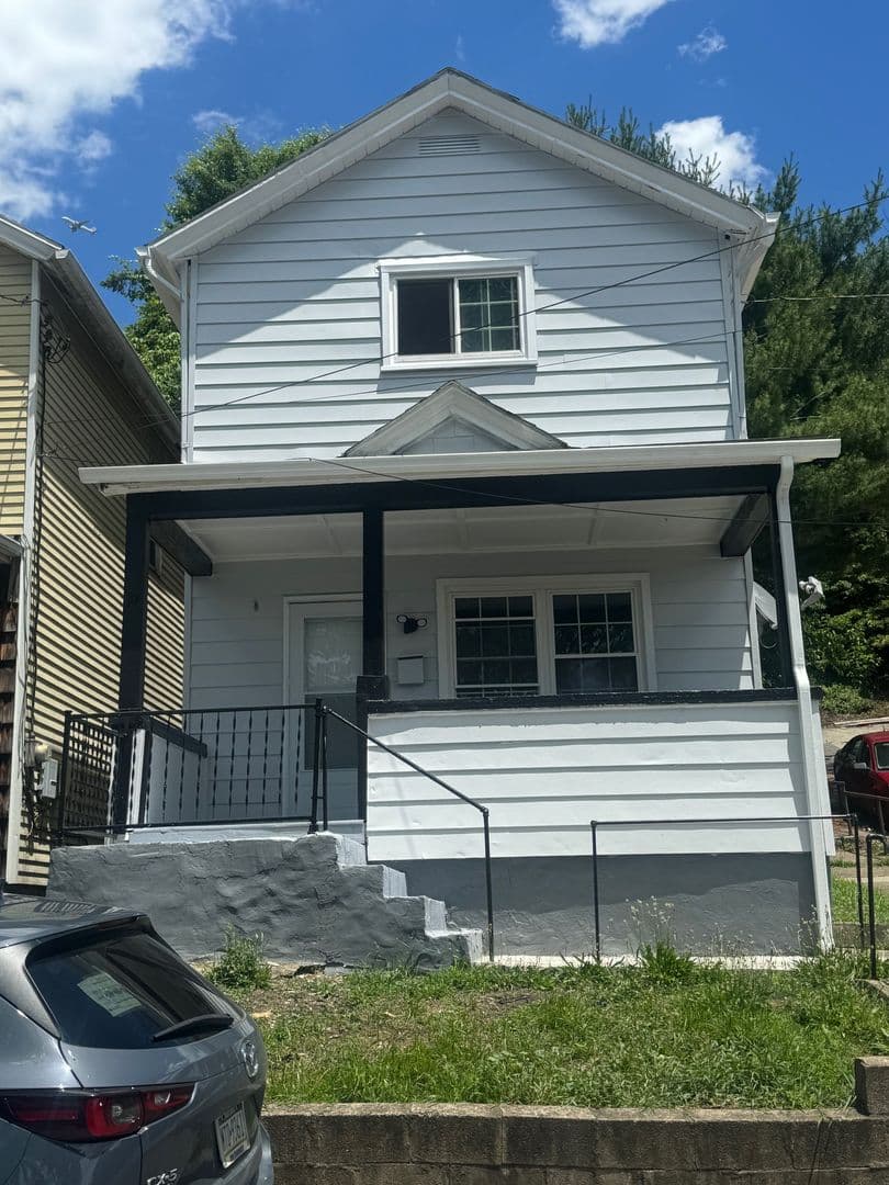 McKees Rocks House: 600 Federal St