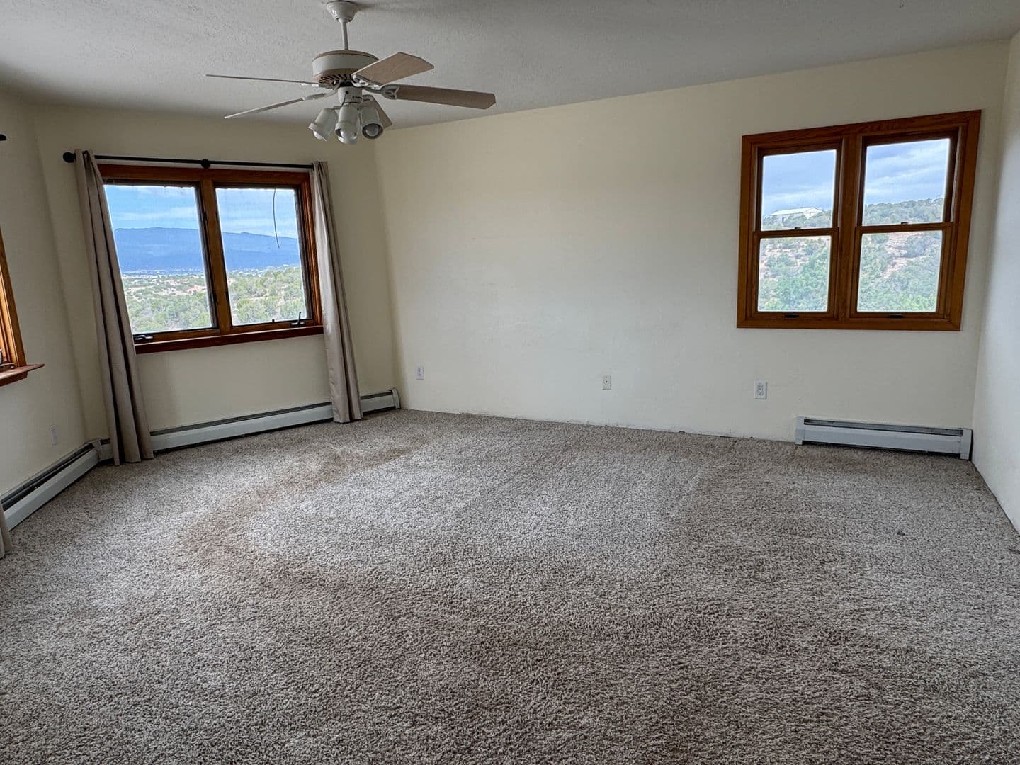 Edgewood House: 10 Alta Ct