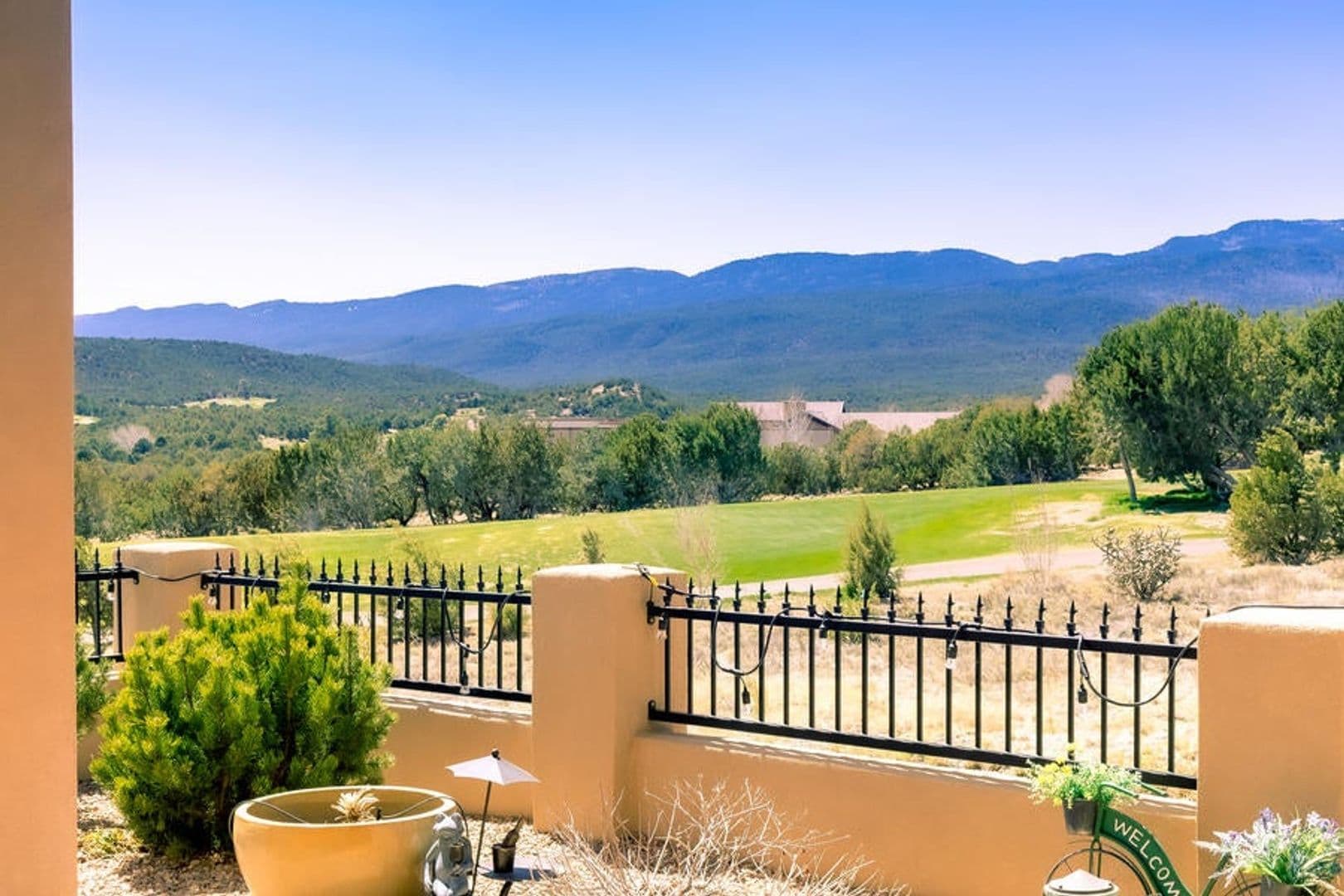 Sandia Park House: 31 Hogan Ct
