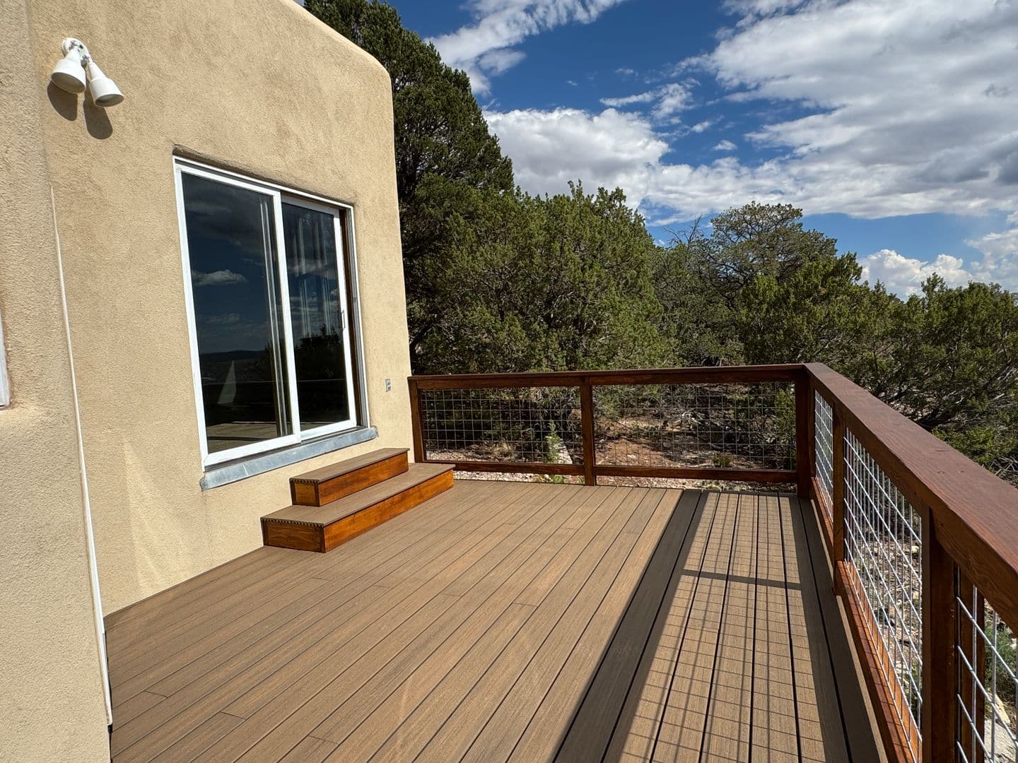 Edgewood House: 10 Alta Ct