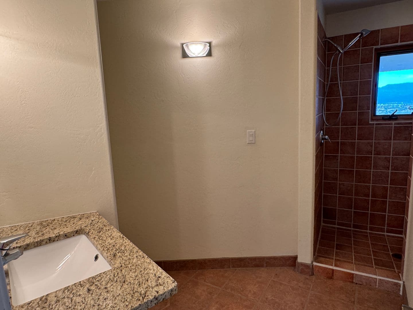 Edgewood House: 10 Alta Ct