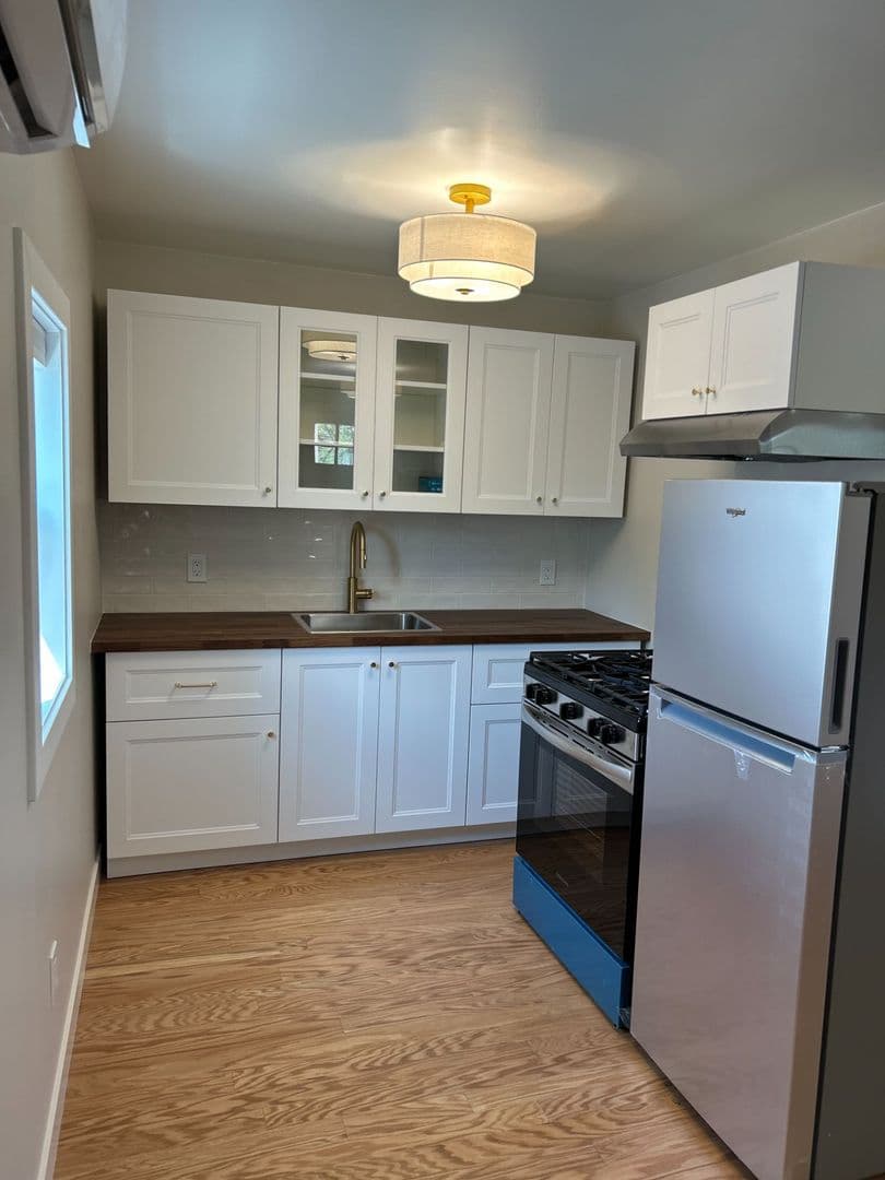 Phoenix Apartment: 1338 W Monroe St