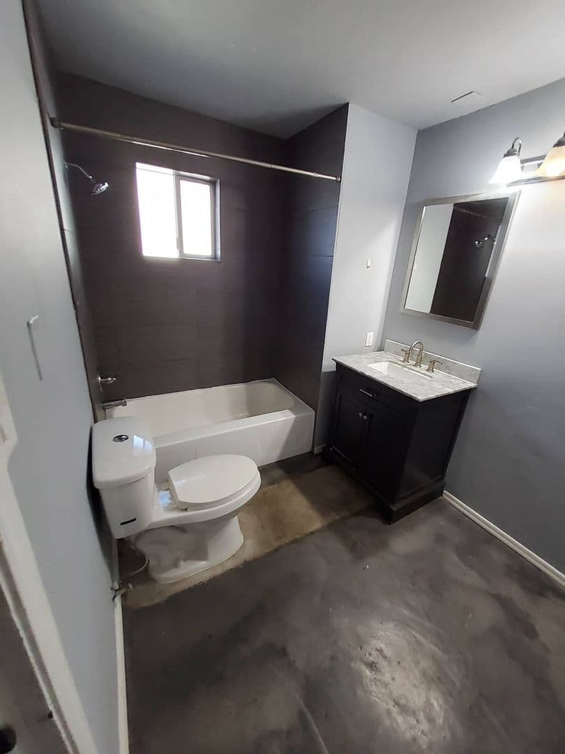 Phoenix Apartment: 3427 N 12th Pl