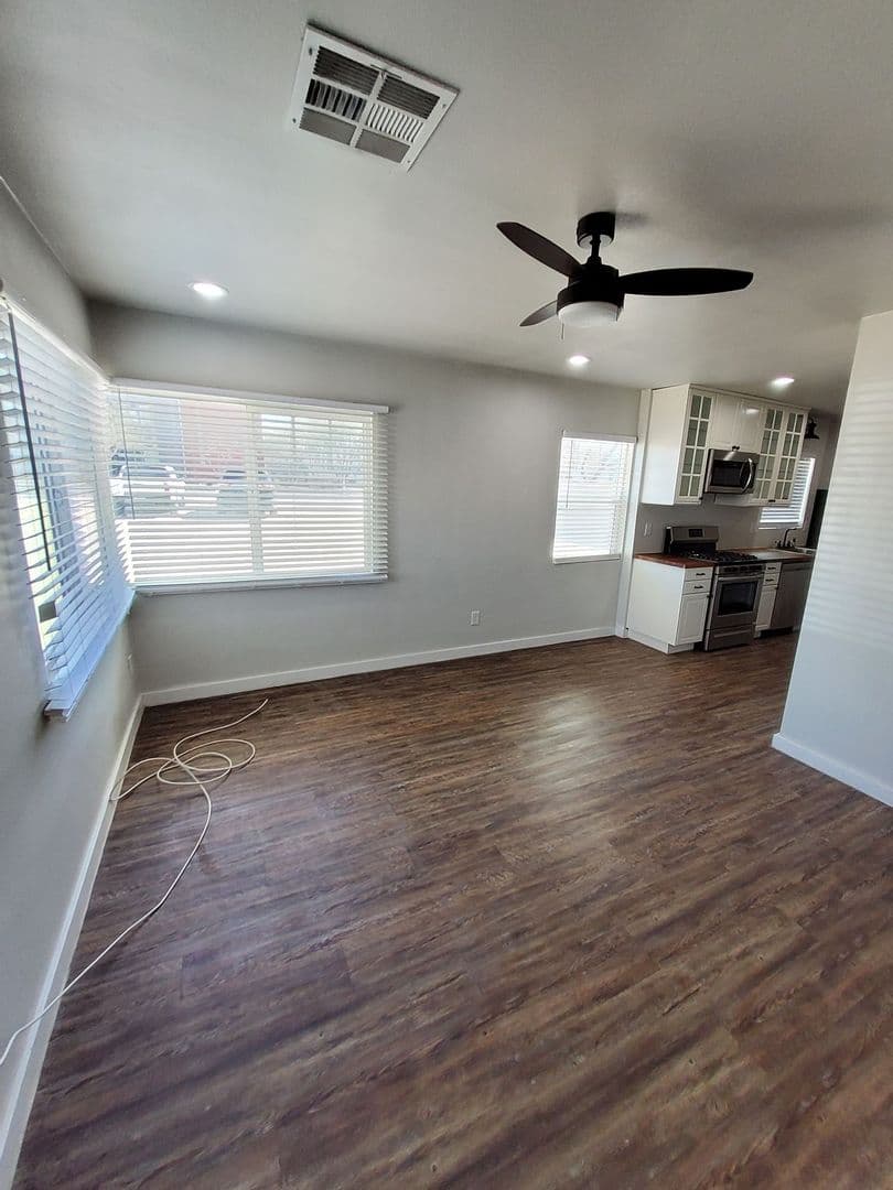 Phoenix Apartment: 4248 N 12th St