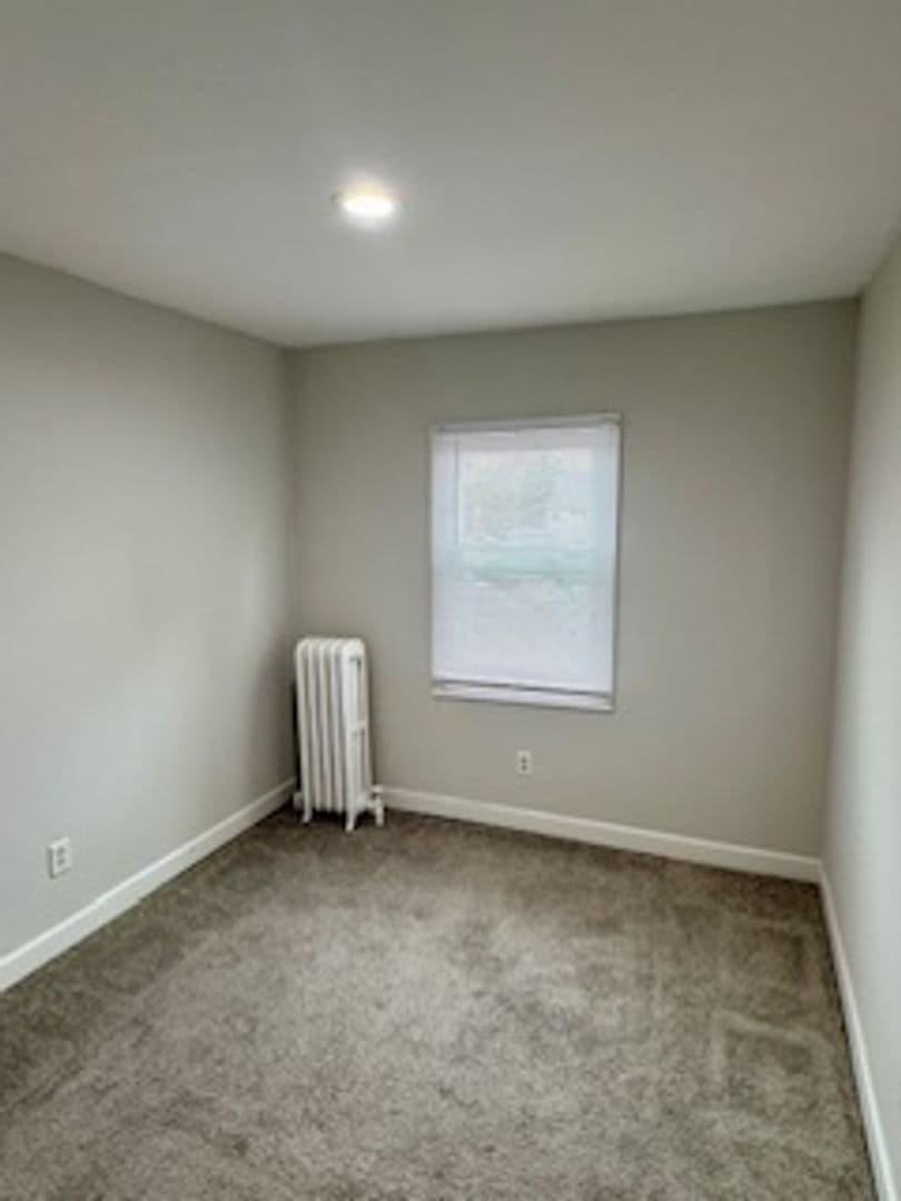 Rockville Centre Apartment: 44 College Place