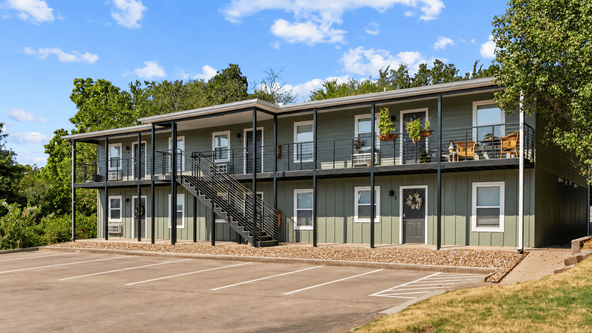 Fayetteville Apartment: 1767 W Bedford Loop