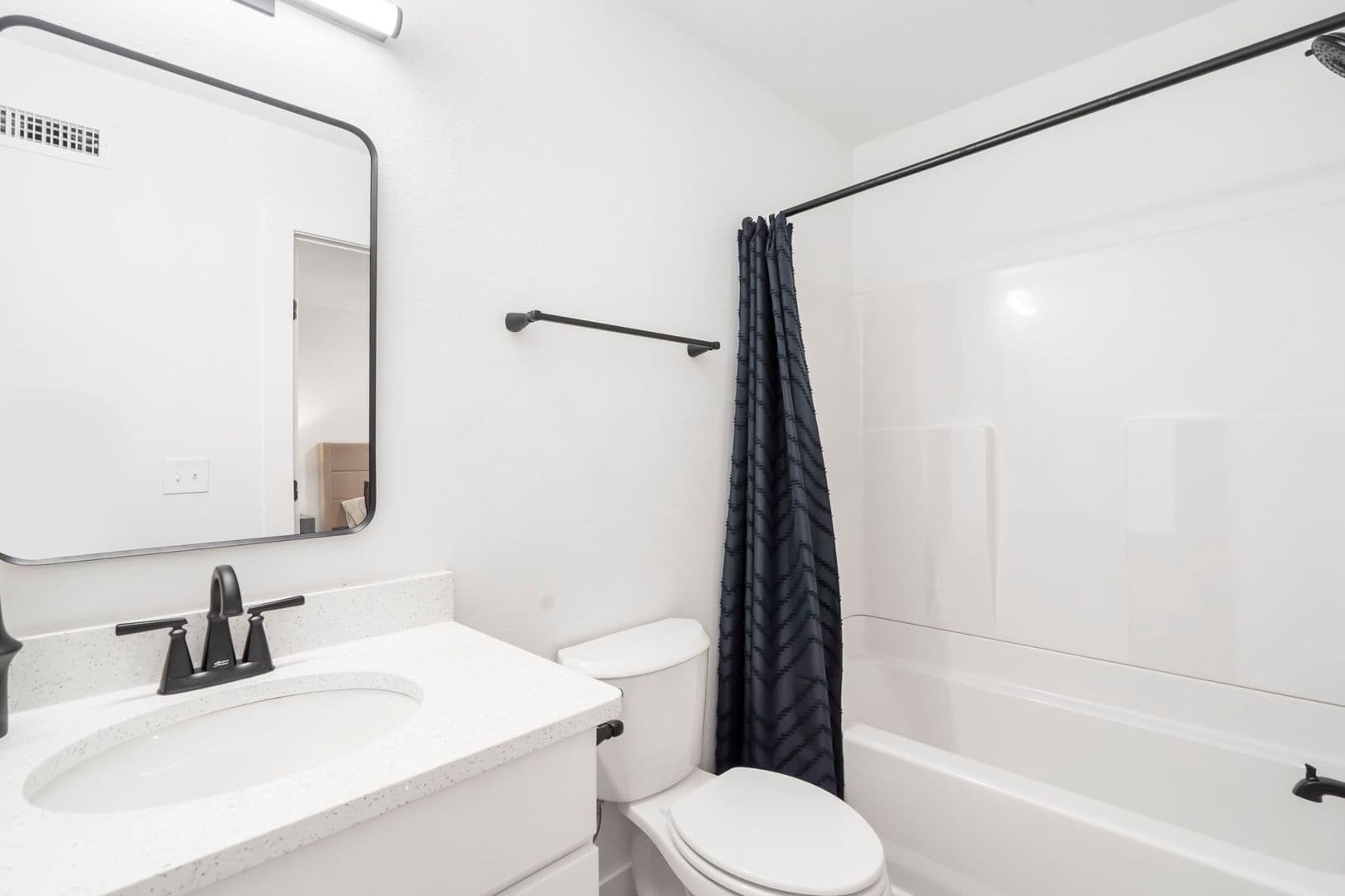 Fayetteville Apartment: 701 W Sycamore Street