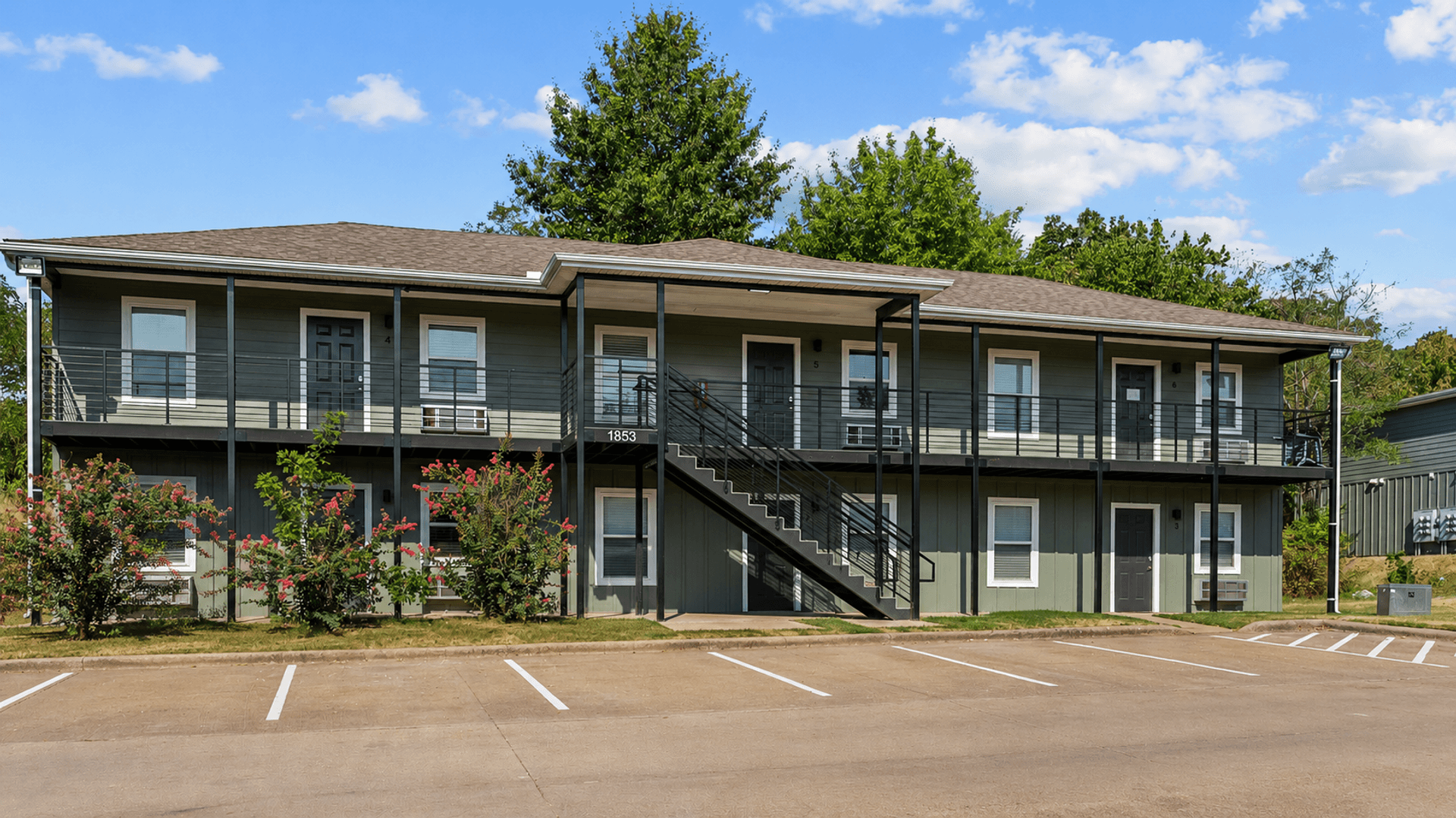 Fayetteville Apartment: 1767 W Bedford Loop