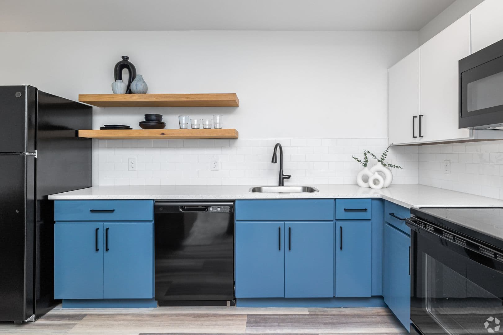 Fayetteville Apartment: 701 W Sycamore Street