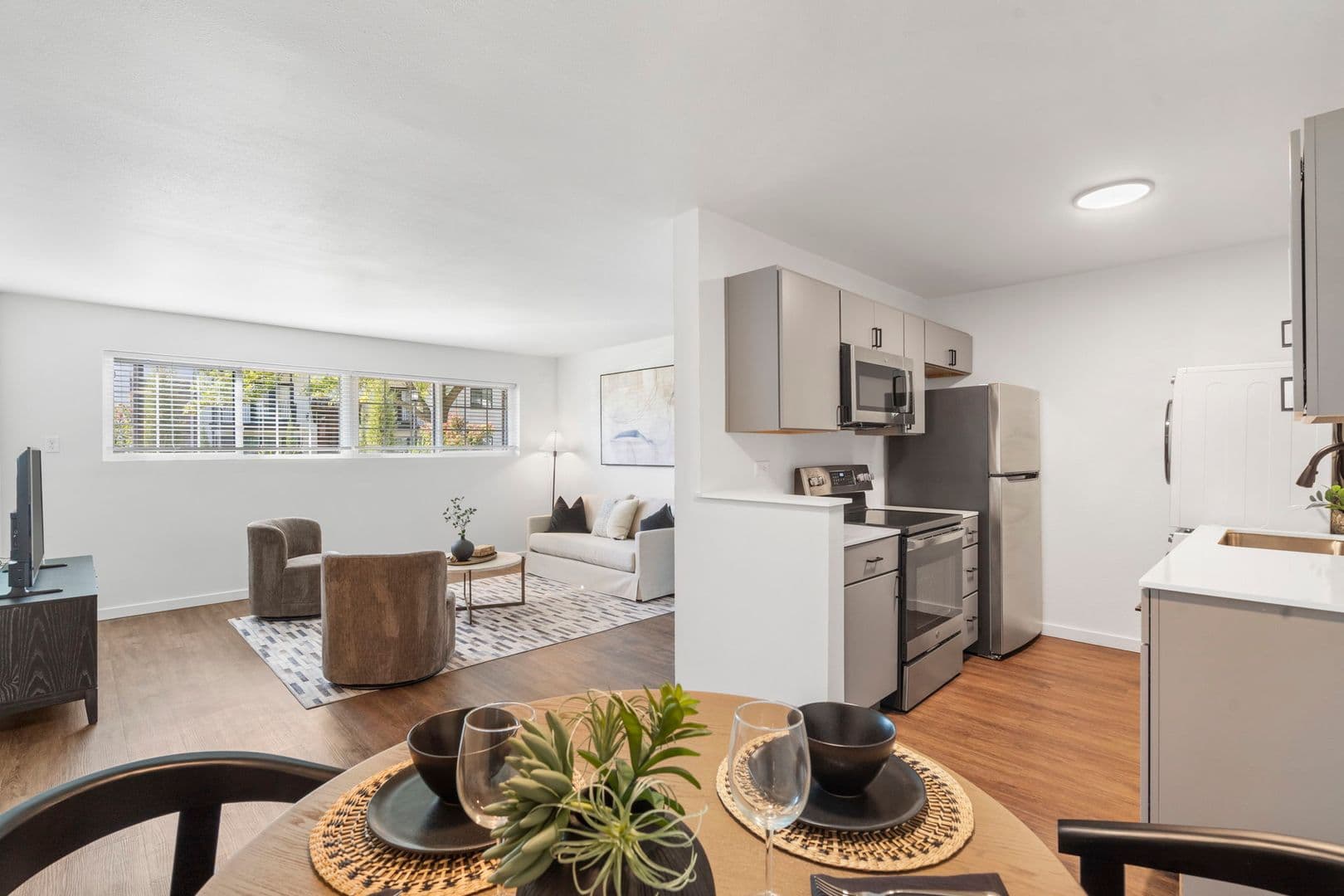 Fayetteville Apartment: 2000 N Garland Ave
