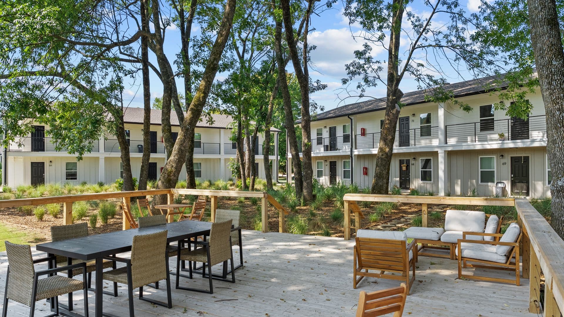 Fayetteville Apartment: 701 W Sycamore Street
