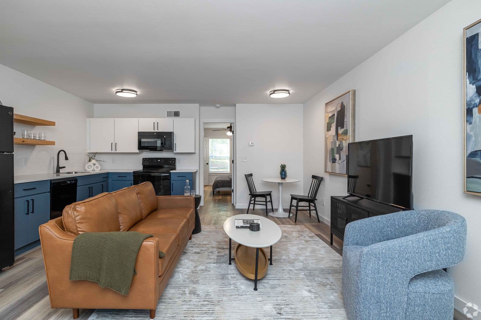 Fayetteville Apartment: 701 W Sycamore Street
