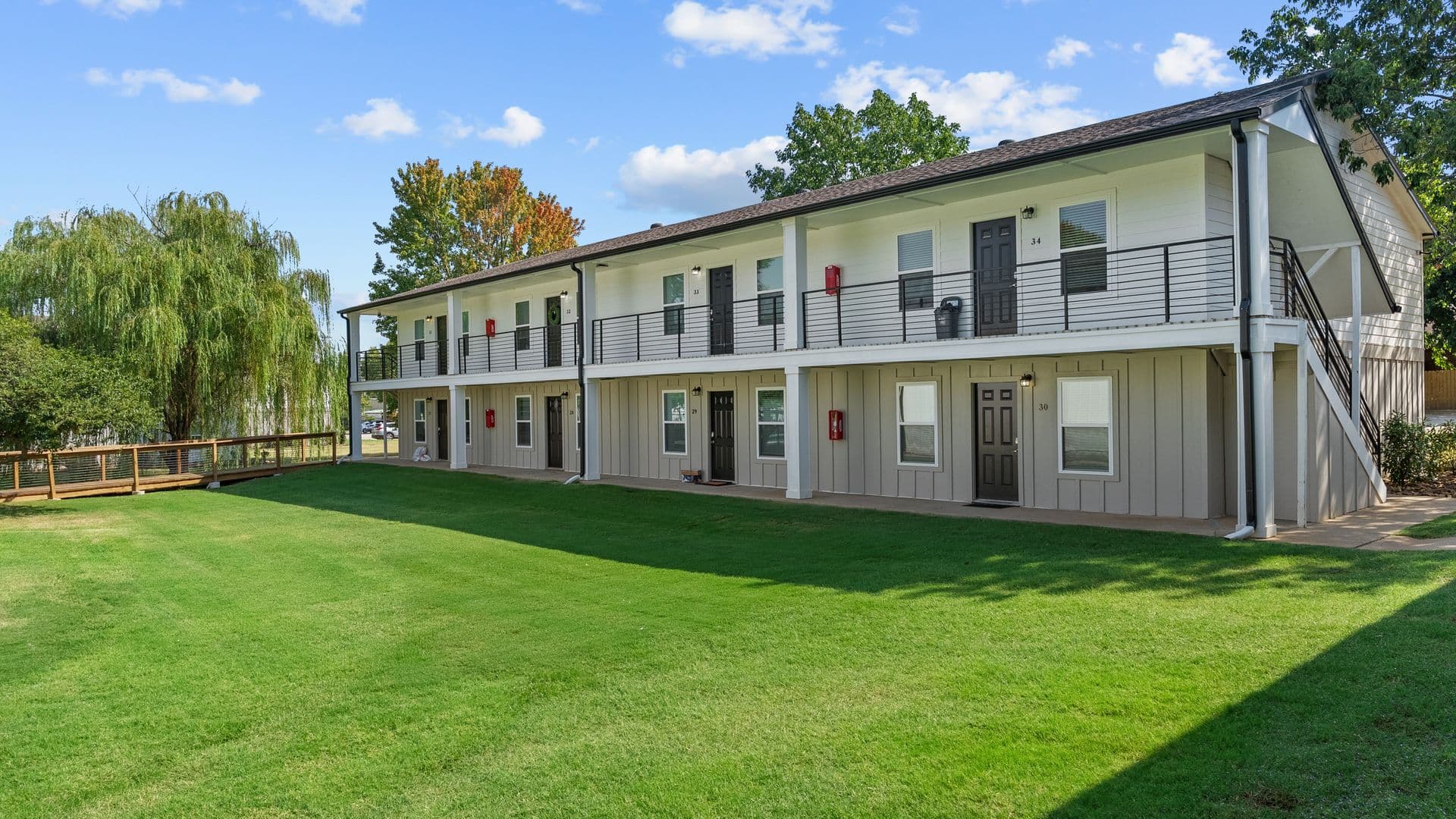 Fayetteville Apartment: 701 W Sycamore Street