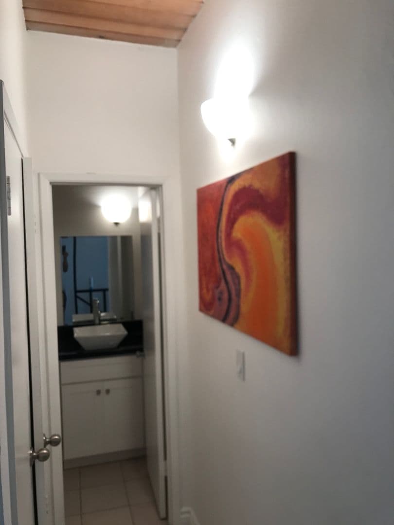 Laguna Beach Apartment: 871 Park Avenue