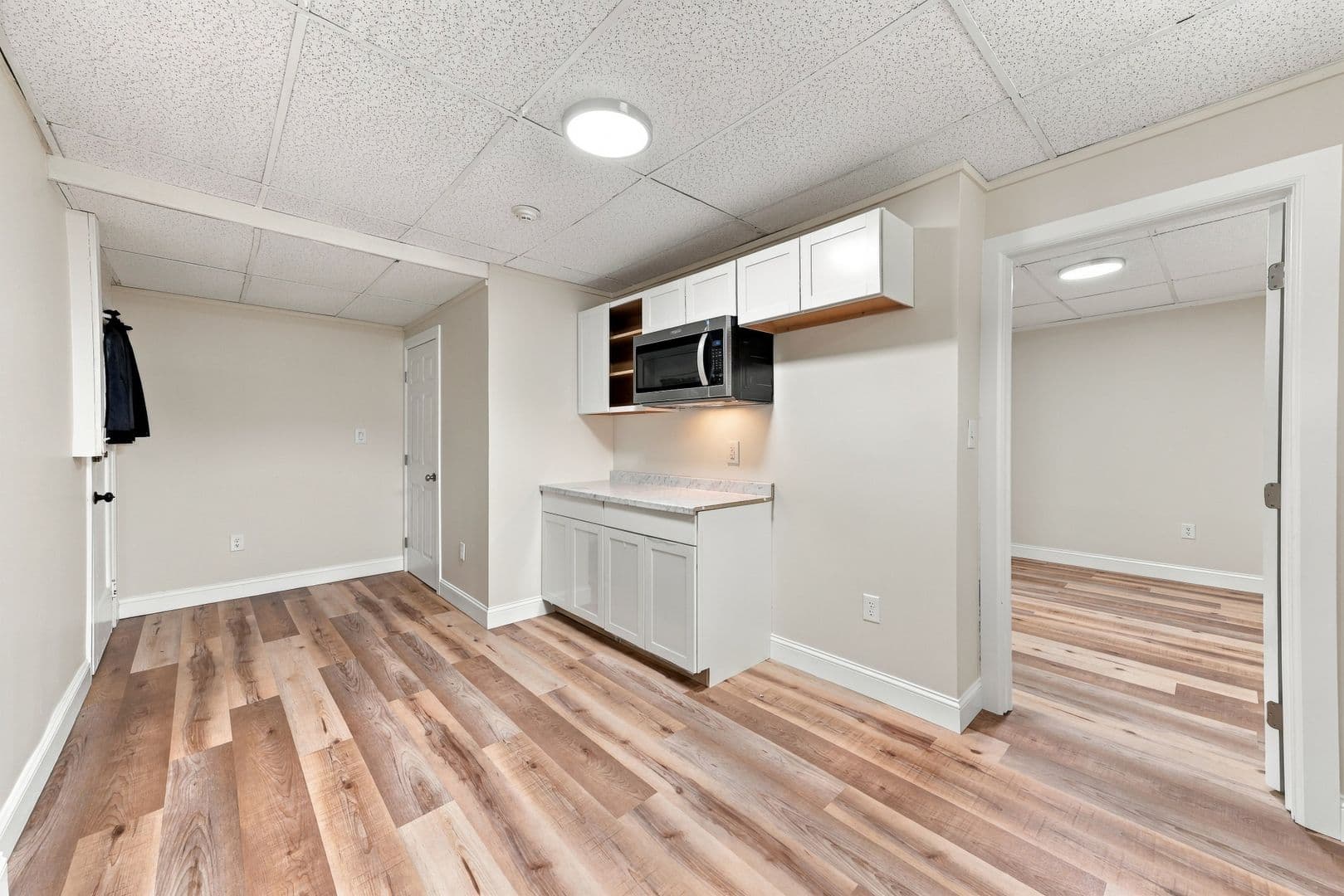 Somers Point Apartment: 805 W New York Ave