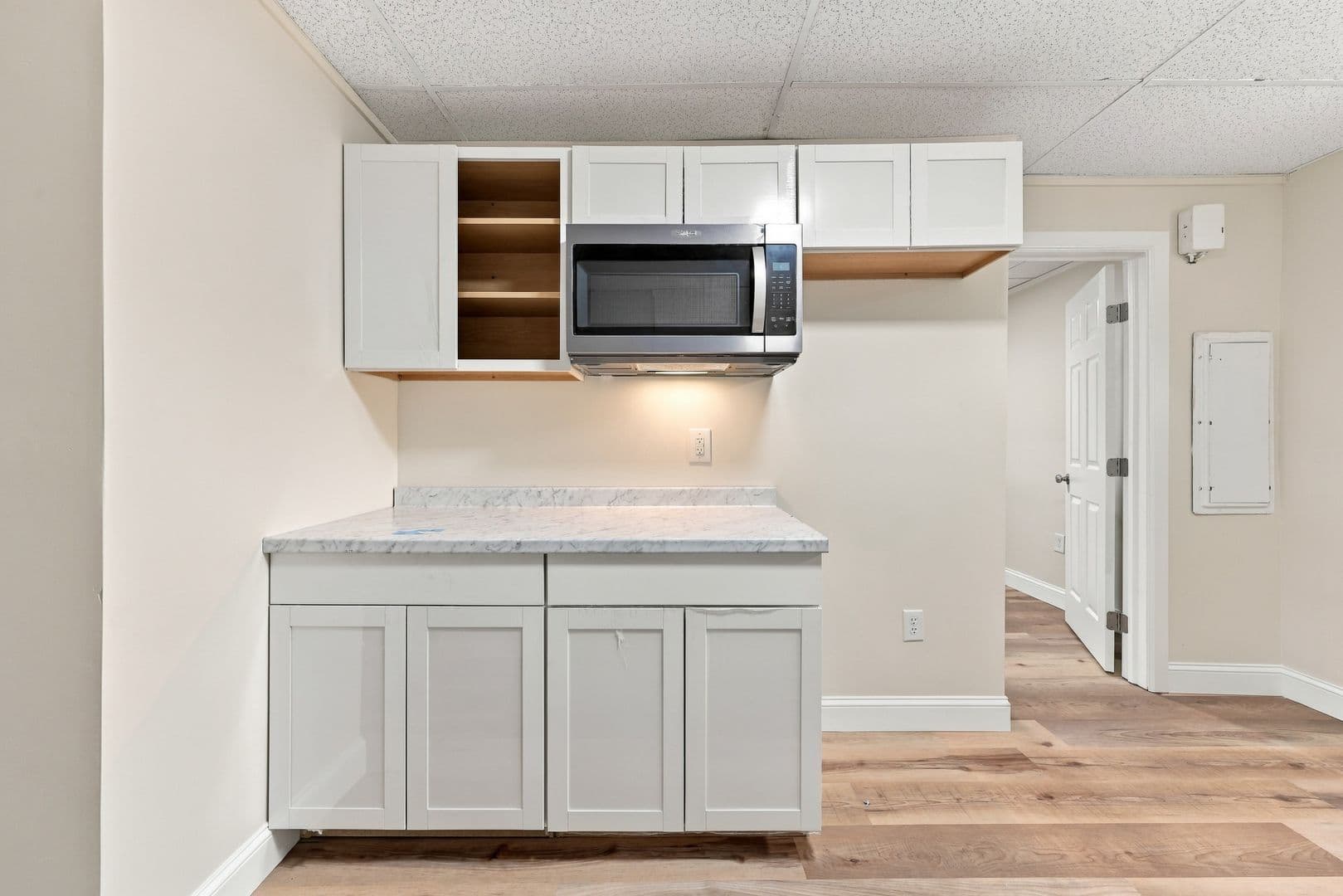 Somers Point Apartment: 805 W New York Ave