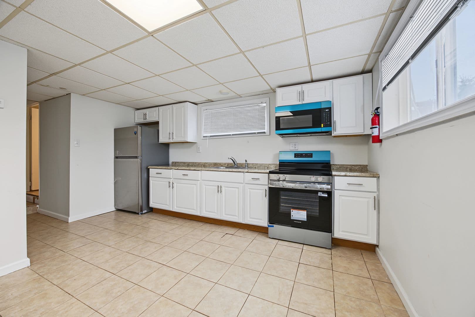 Somers Point Apartment: 1 Braddock Ave