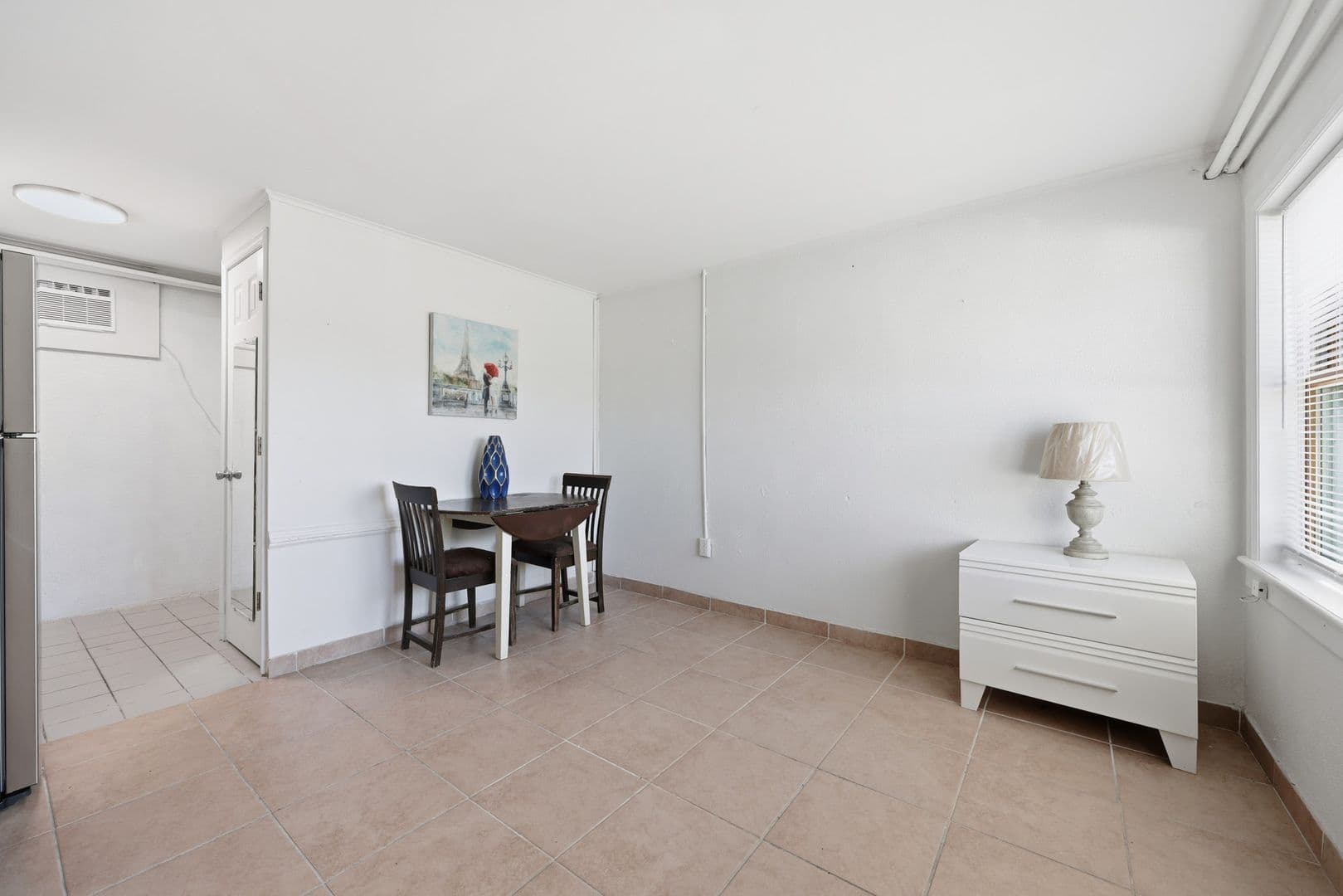 Somers Point Apartment: 805 W New York Ave