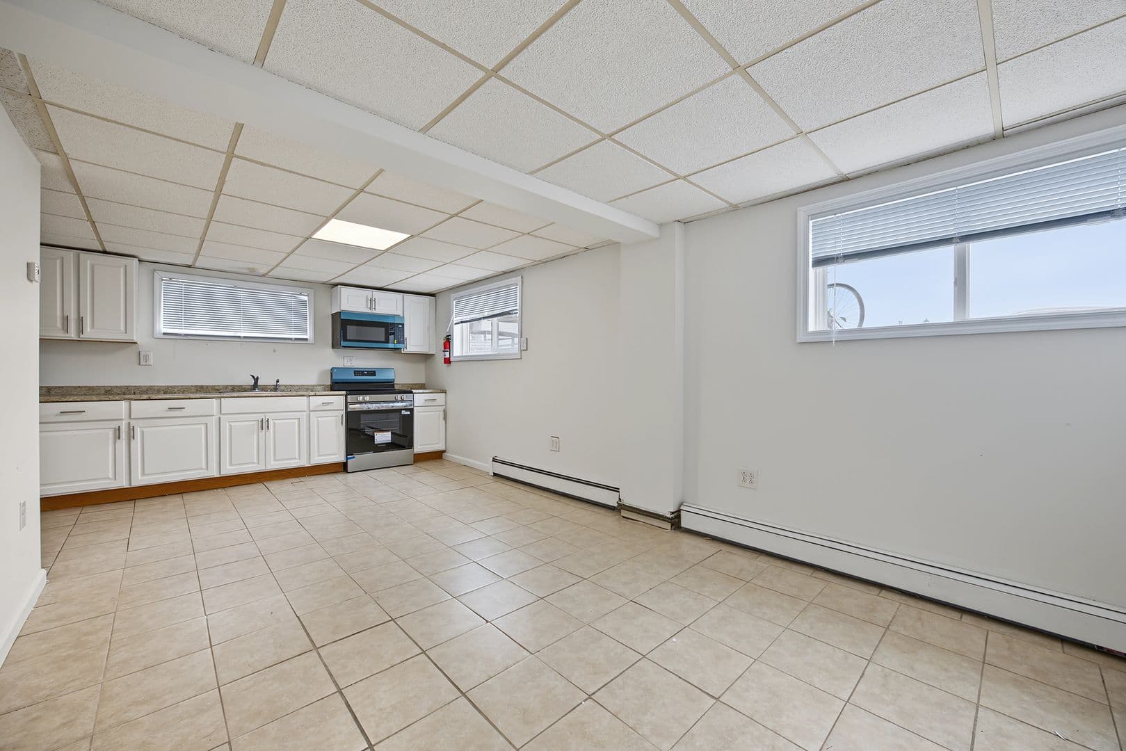 Somers Point Apartment: 1 Braddock Ave