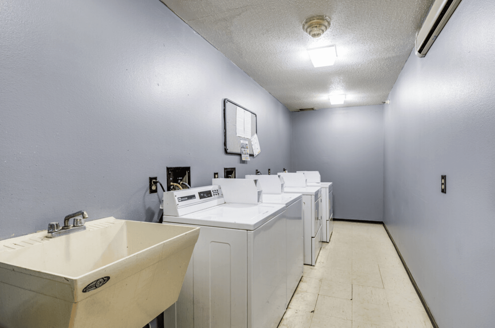White Bear Lake Apartment: 3515 Century Ave N.