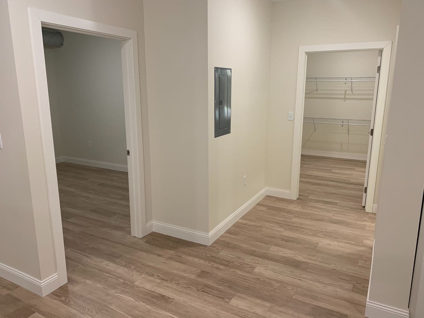 Duluth Apartment: 333 N.1st Ave. West,